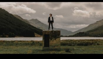 פלאות וירטואליות II: ניווט שוב ​​במציאות חדשה בנופי מציאות מדומה